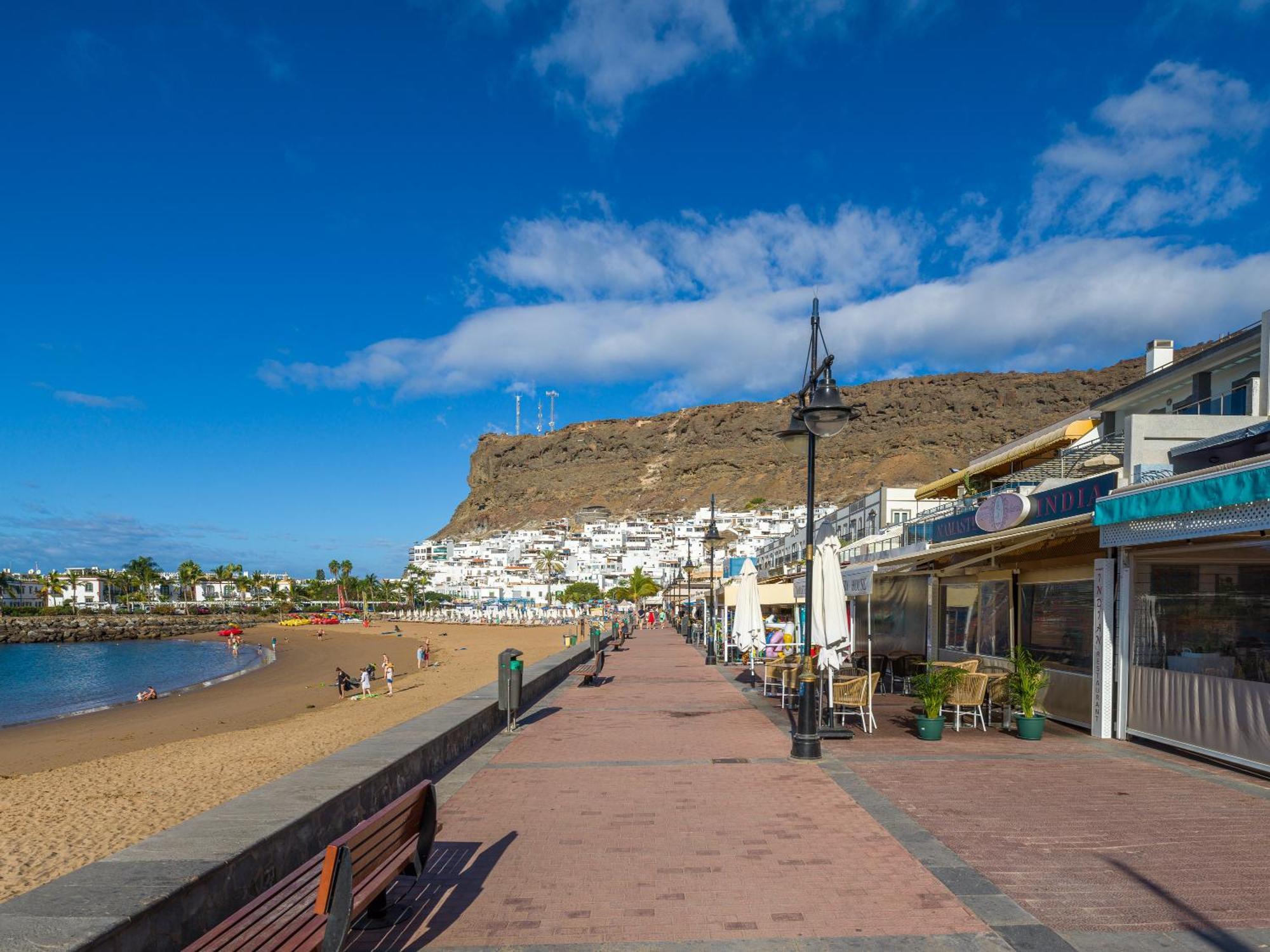 Amarre Bay Puerto De Mogan